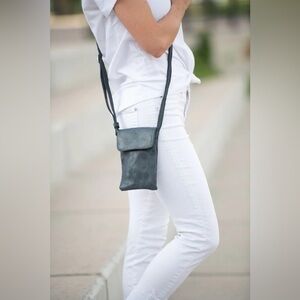 CoFi PENNY PHONE BAG: METALLIC NAVY